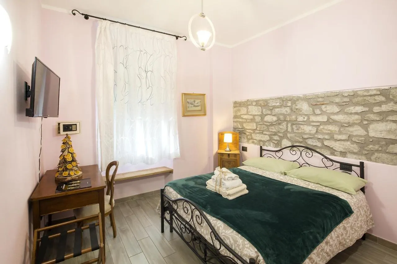 Alla Porta Di Sotto B&B Fivizzano 0*,