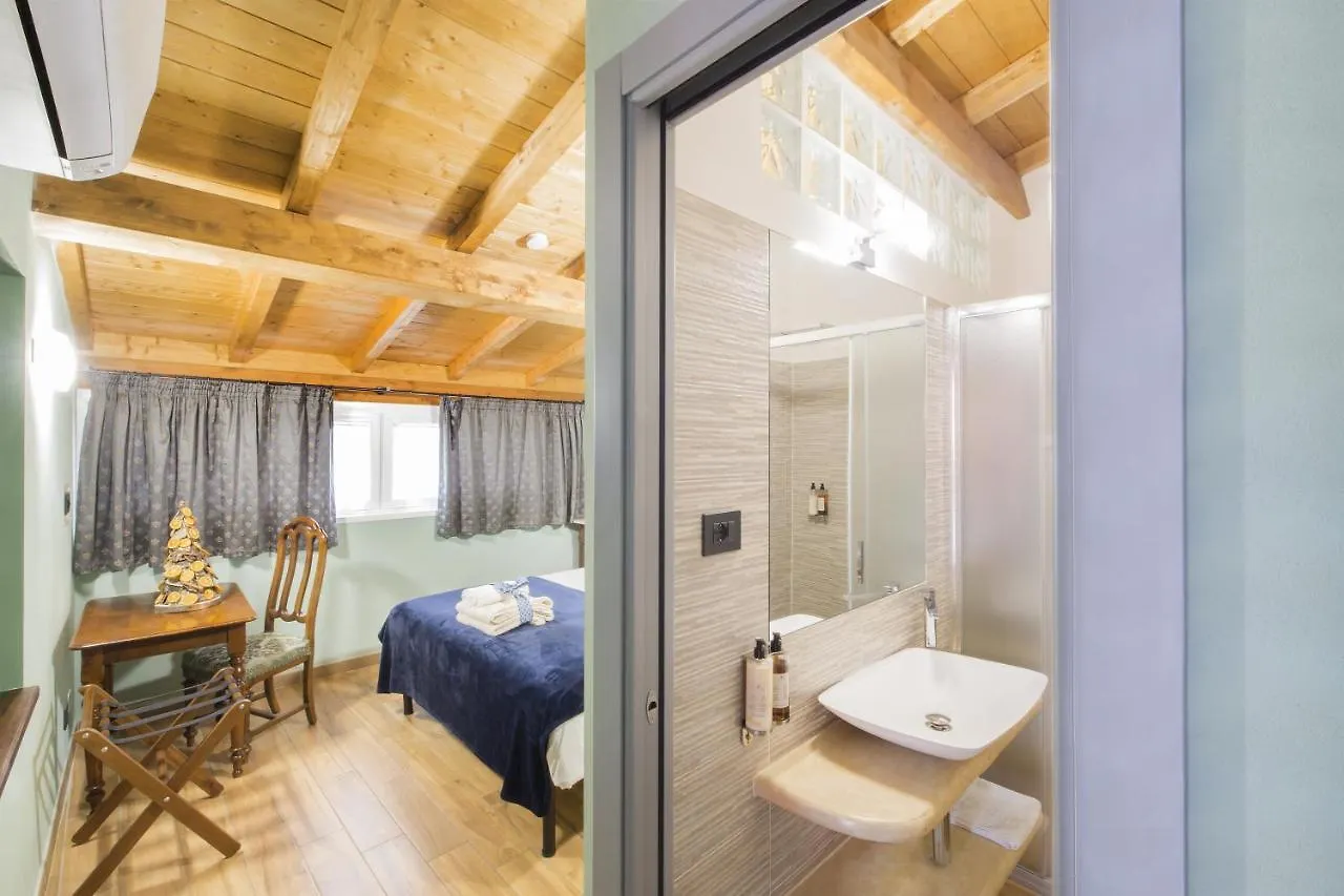 Alla Porta Di Sotto B&B Fivizzano 0*,  Italy