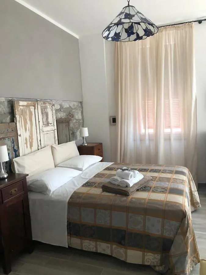Alla Porta Di Sotto B&B Fivizzano Bed & Breakfast